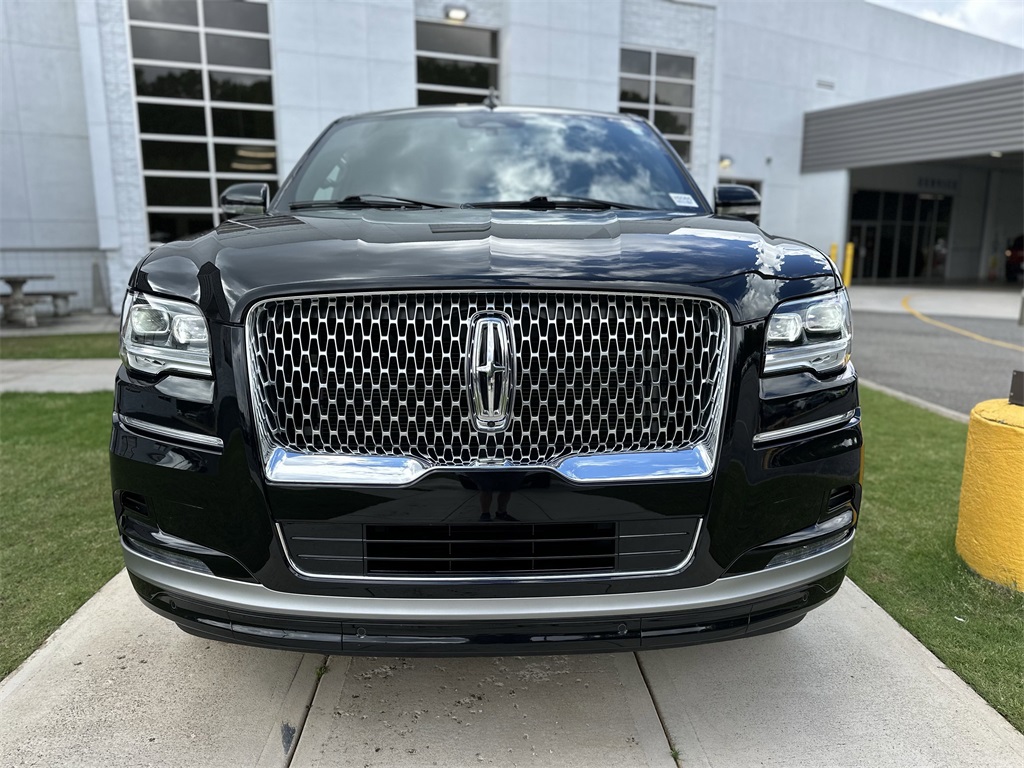 Used 2024 Lincoln Navigator SUV
