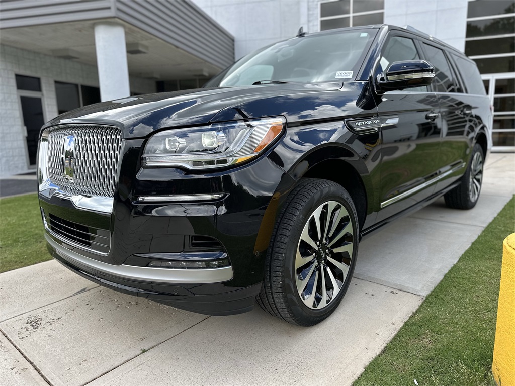 Used 2024 Lincoln Navigator SUV
