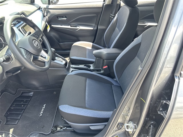 2025 Gun Metallic Nissan Versa 1.6 SV FWD Sedan