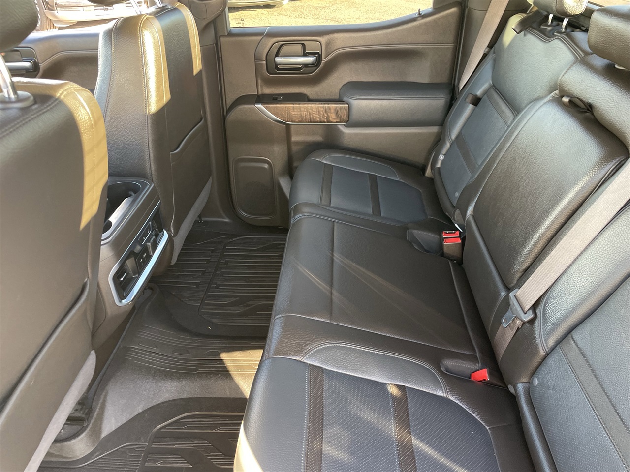 used 2020 GMC Sierra 1500 car, priced at $35,995