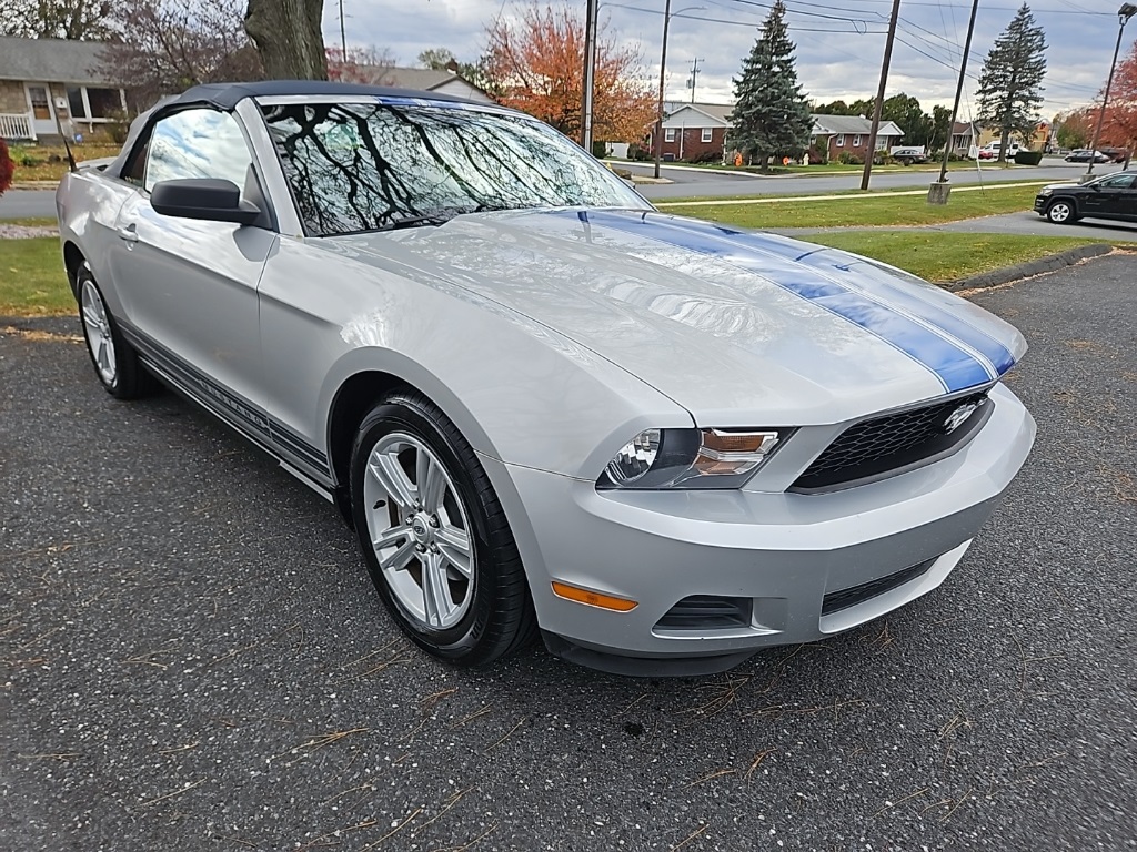 2010 Ford Mustang V6