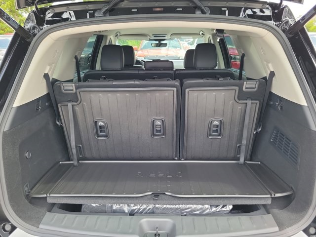 2025 Super Black Nissan Pathfinder SL FWD SUV