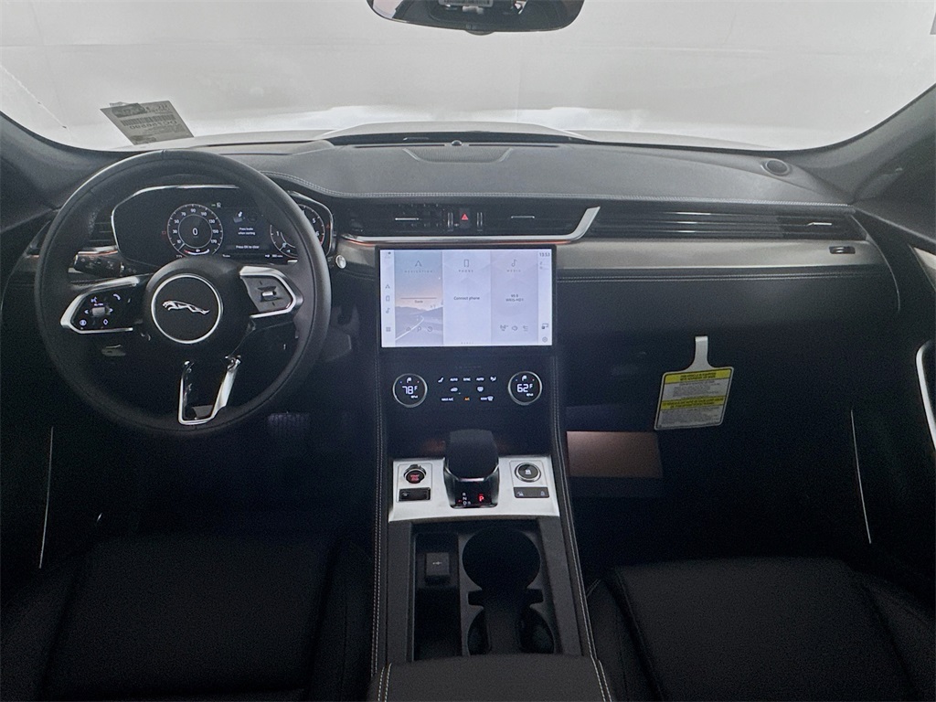 F-PACE P250 R-Dynamic S