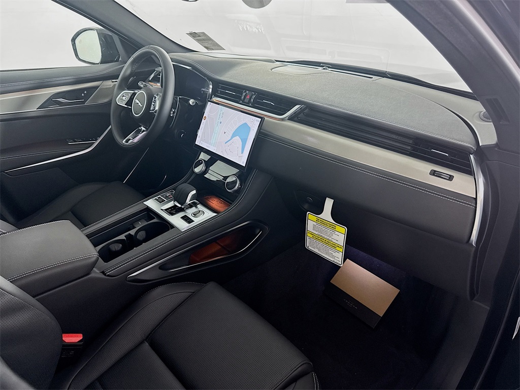 F-PACE P250 R-Dynamic S