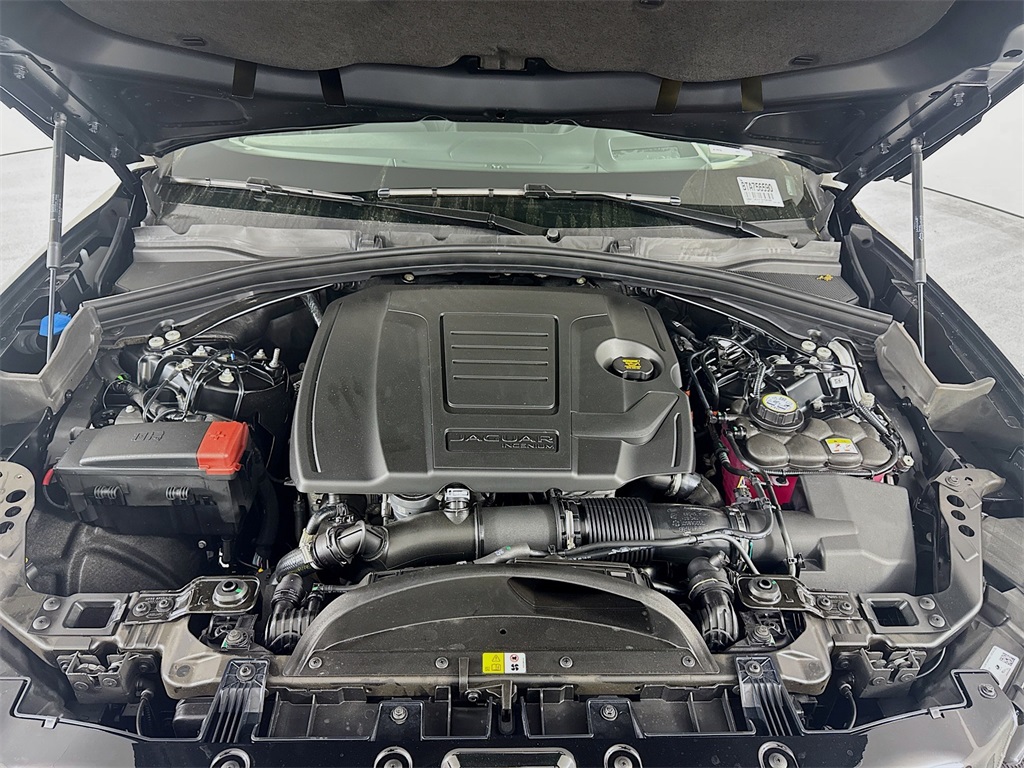 F-PACE P250 R-Dynamic S