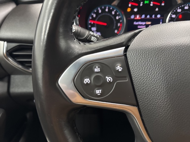 used 2022 Chevrolet Traverse car, priced at $22,988