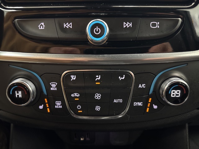 used 2022 Chevrolet Traverse car, priced at $22,988