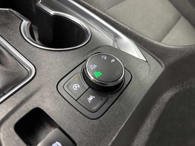 used 2022 Chevrolet Traverse car, priced at $22,988