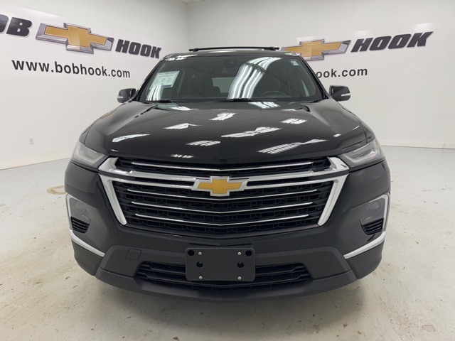 used 2022 Chevrolet Traverse car, priced at $22,988