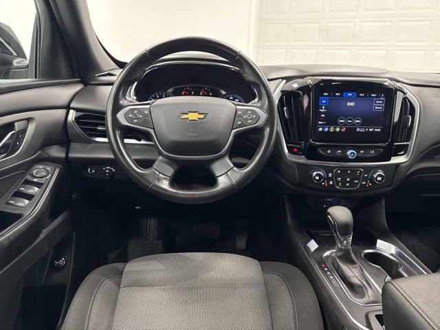 used 2022 Chevrolet Traverse car, priced at $22,988