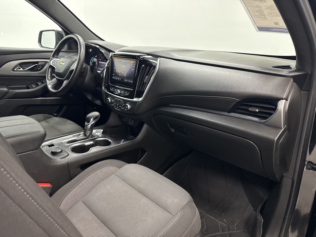 used 2022 Chevrolet Traverse car, priced at $22,988
