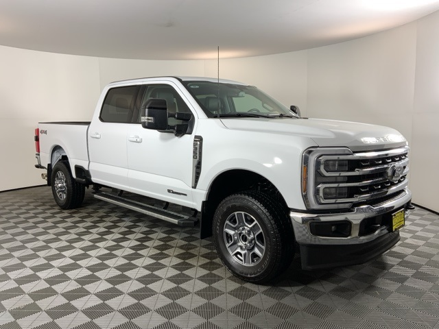 Used 2024 White Ford Lariat image 3