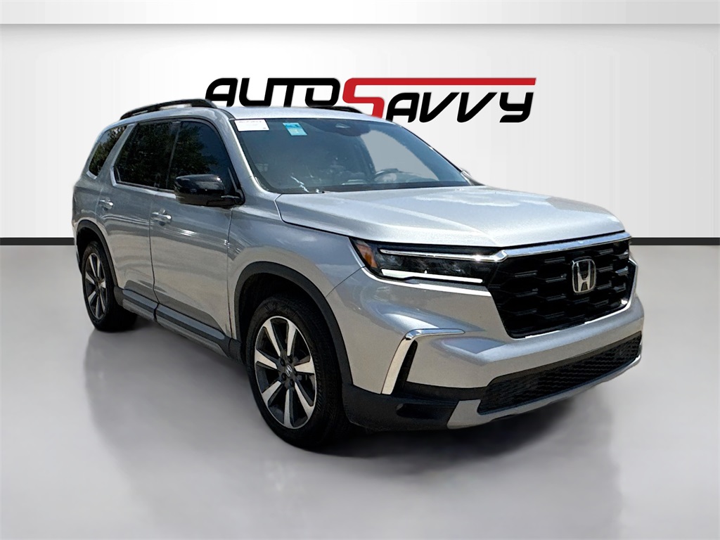 2023 Honda Pilot Touring's photo