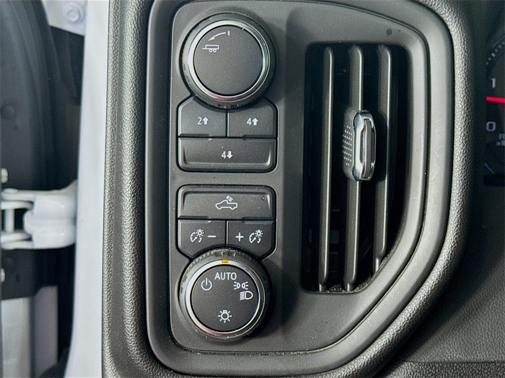 Photo of 2025 Chevrolet Silverado 2500HD Work Truck in Myrtle Beach, SC - 10,  2025 Chevrolet Silverado 2500HD Work Truck:1439MBA