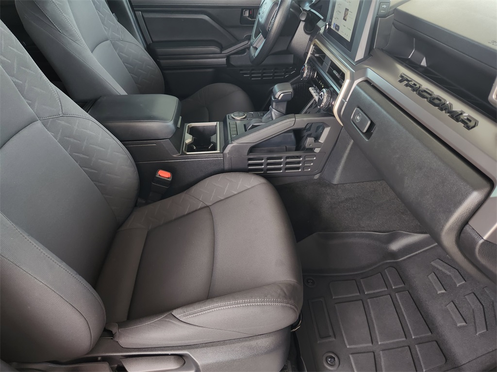 2024 Toyota Tacoma SR5 photo 12