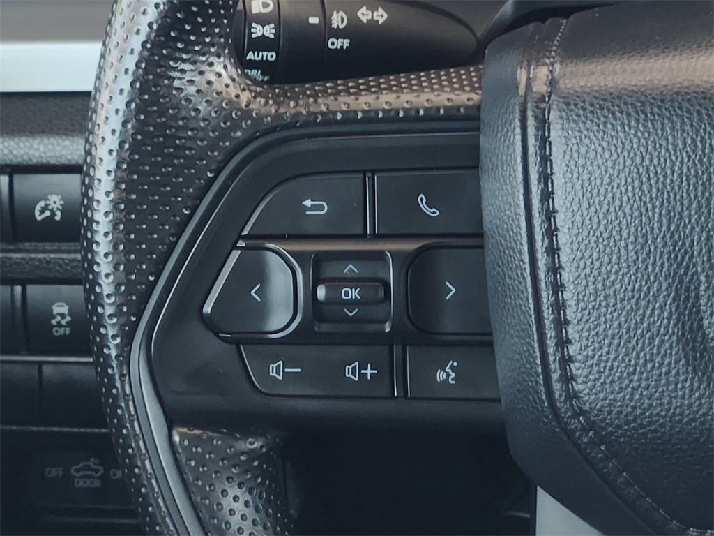2024 Toyota Tacoma SR5 photo 25