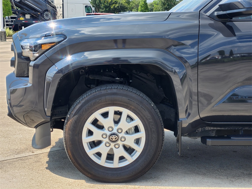 2024 Toyota Tacoma SR5 photo 8