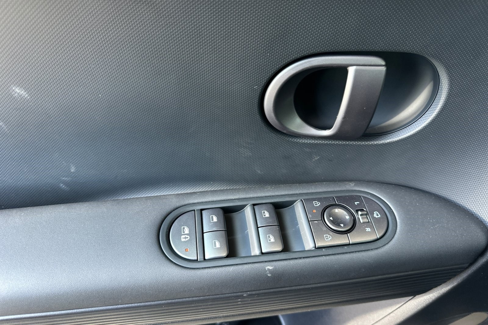 IONIQ 5 SEL
