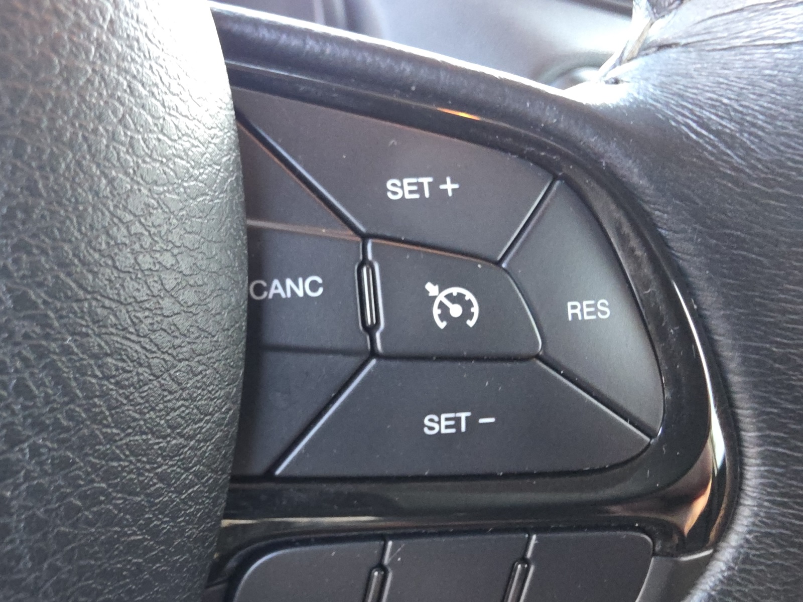 2018 Jeep Renegade Latitude North Edition photo 12