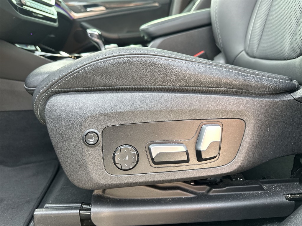 X3 M40i