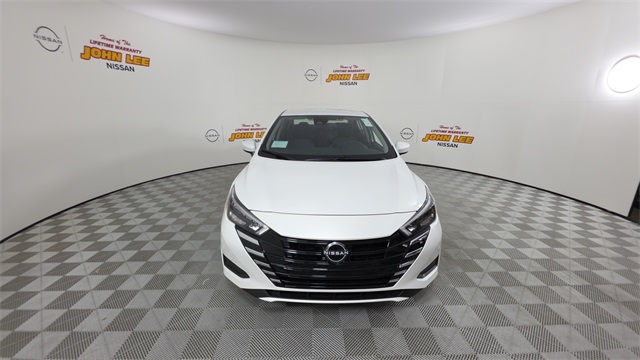 2025 Aspen White Tricoat Nissan Versa 1.6 SV FWD Sedan
