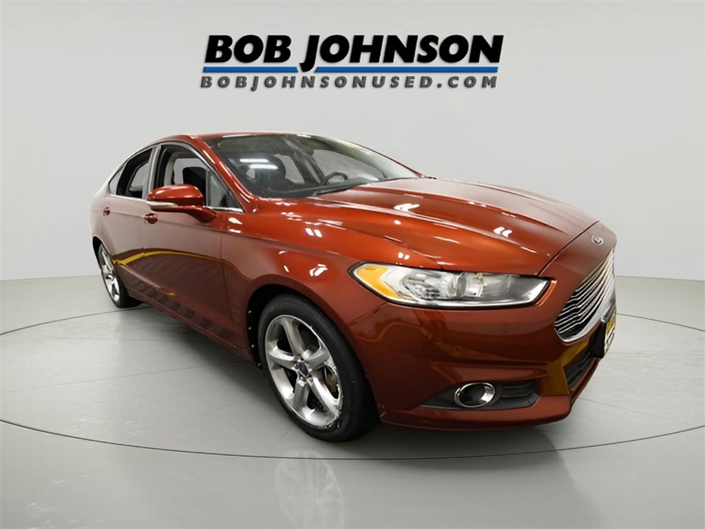 2013 Ford Fusion SE's photo