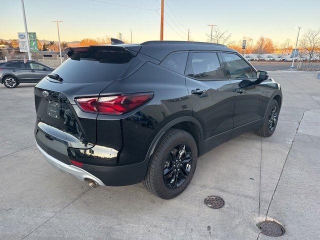 2022 Chevrolet Blazer 2LT photo 2