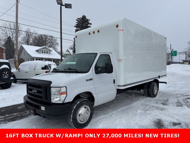 2019 Ford E-Series Cutaway Base