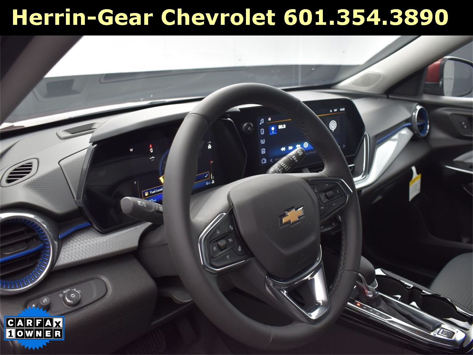 2025 Crimson Metallic Chevrolet Trax LT FWD SUV
