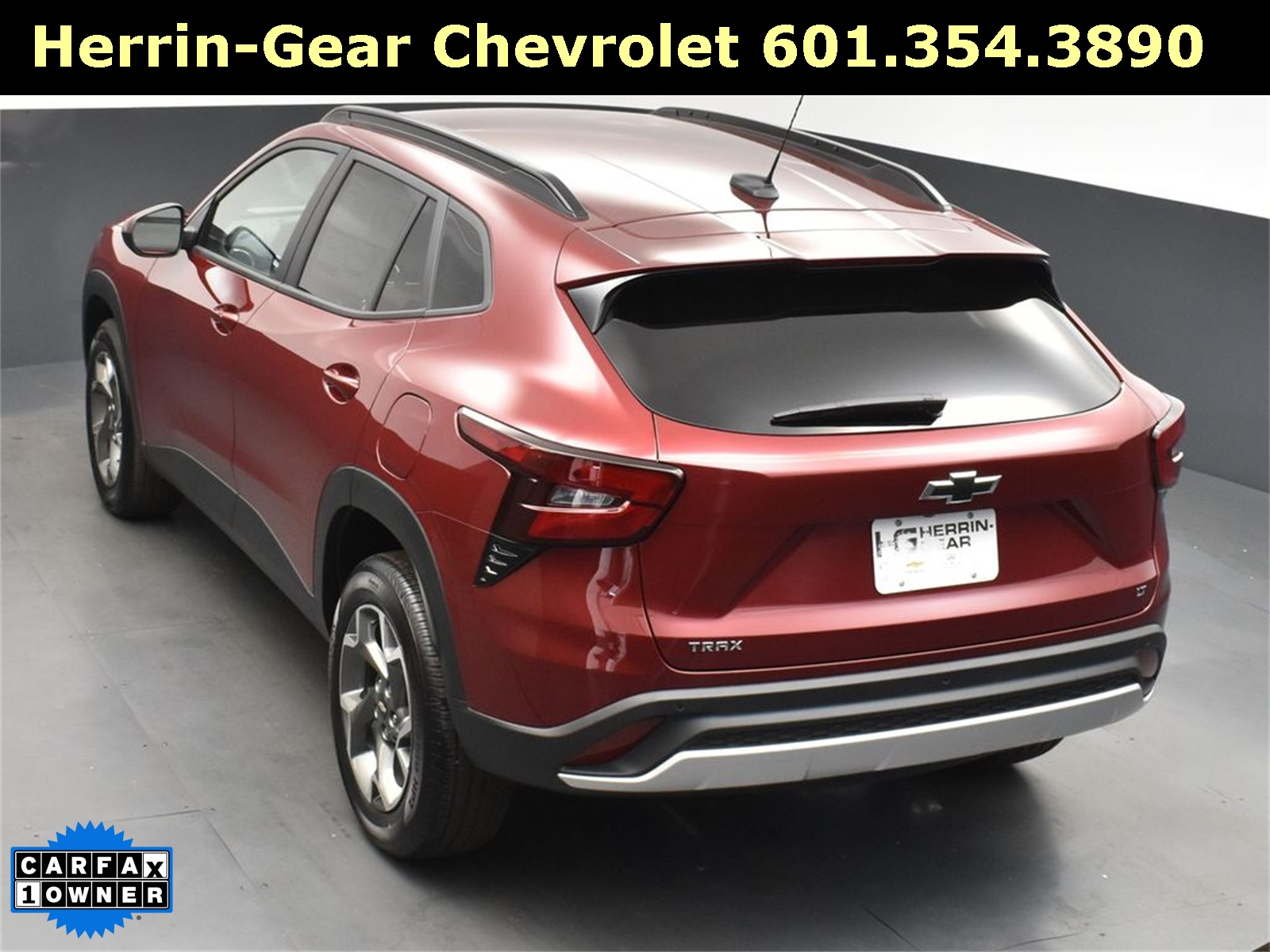 2025 Crimson Metallic Chevrolet Trax LT FWD SUV