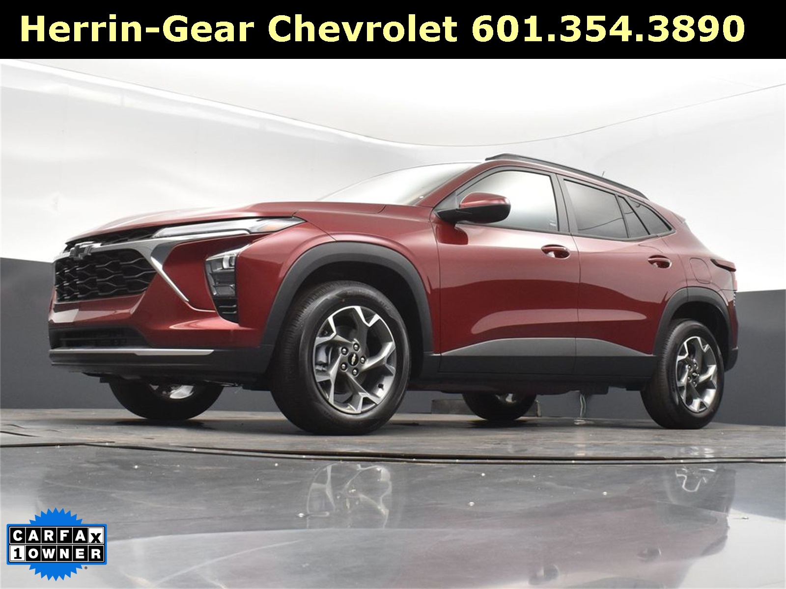 2025 Crimson Metallic Chevrolet Trax LT FWD SUV