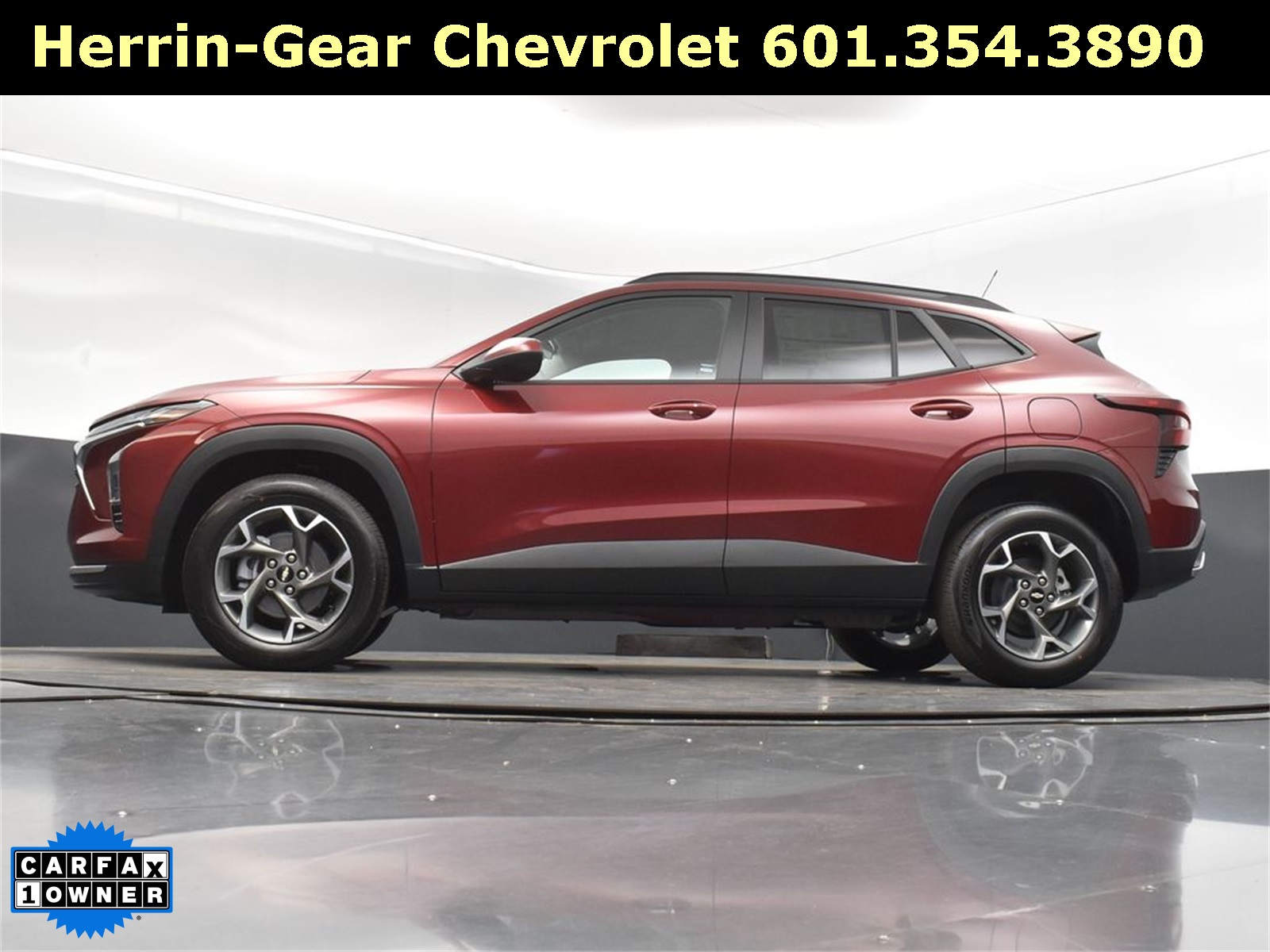 2025 Crimson Metallic Chevrolet Trax LT FWD SUV