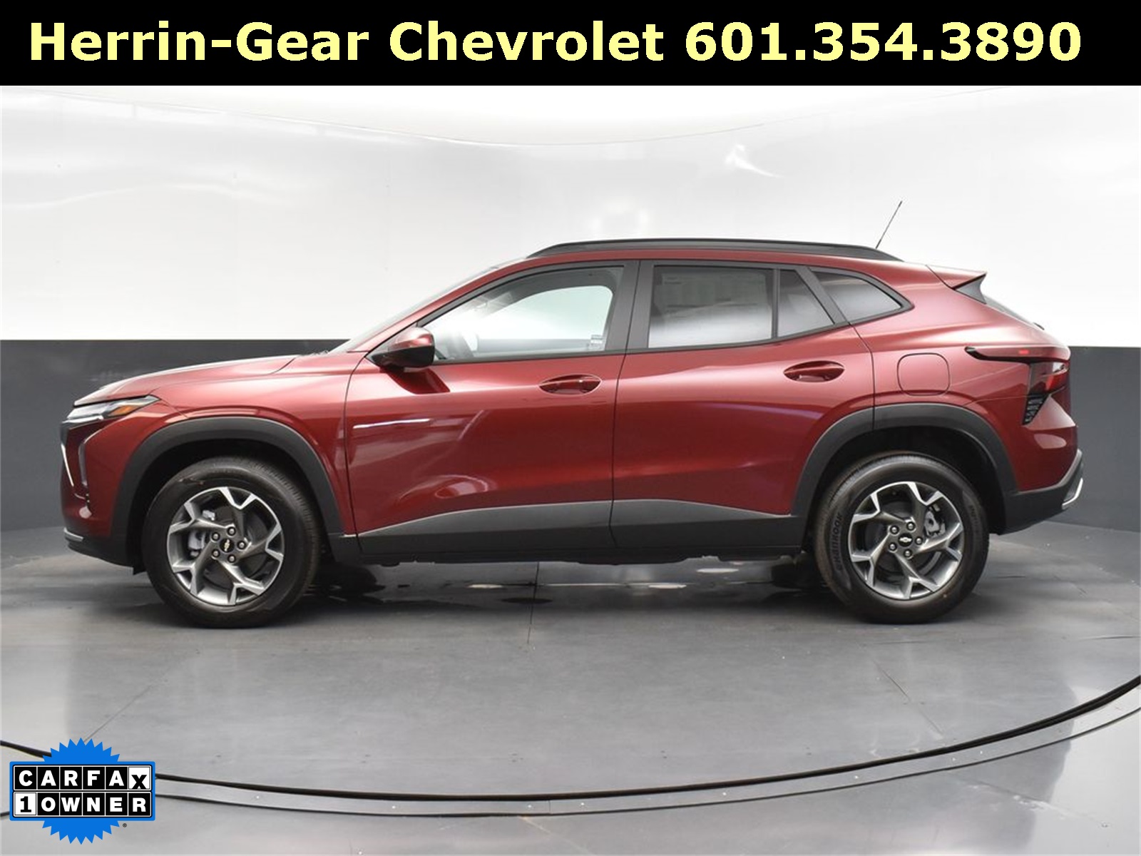 2025 Crimson Metallic Chevrolet Trax LT FWD SUV