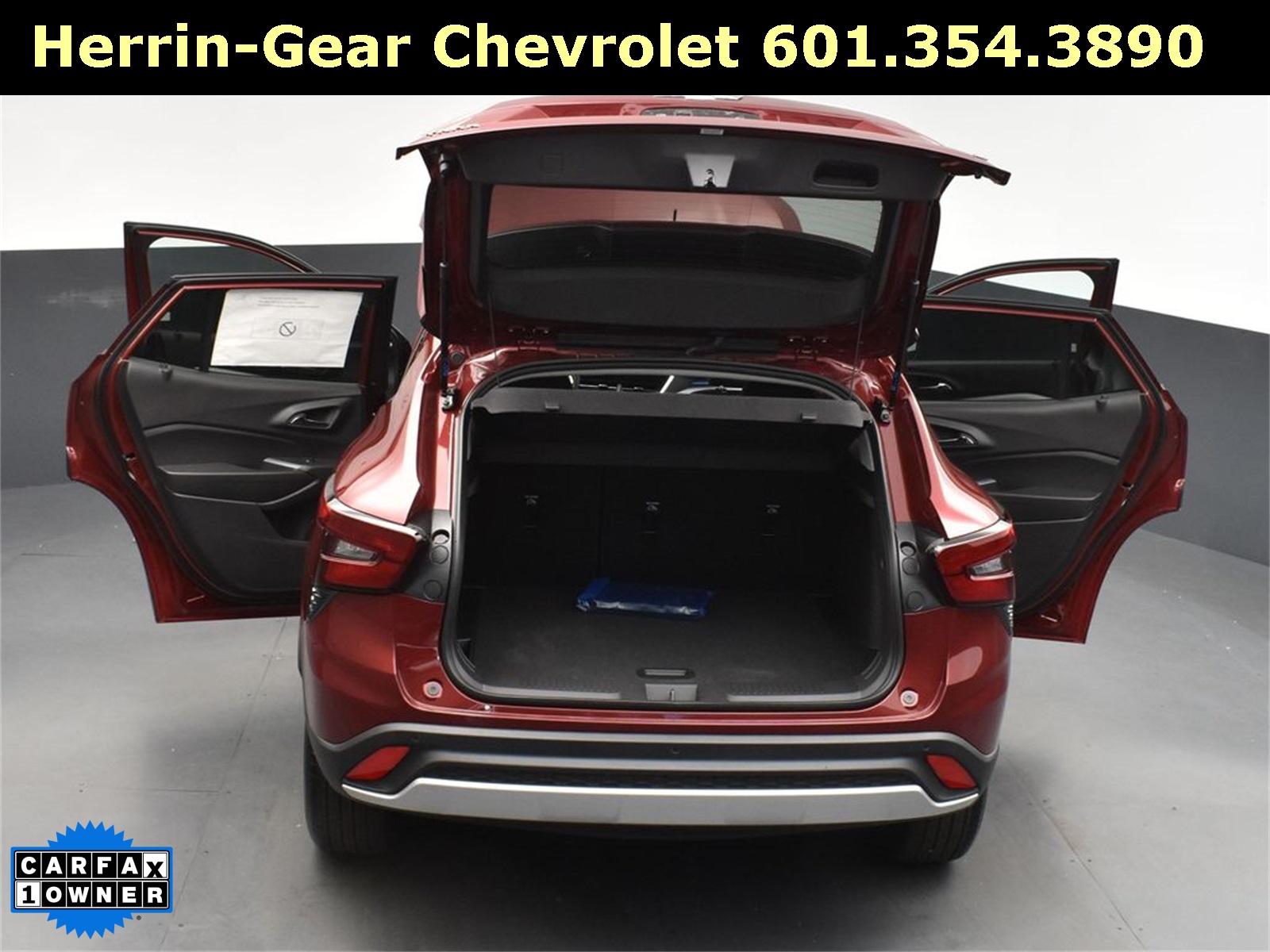 2025 Crimson Metallic Chevrolet Trax LT FWD SUV