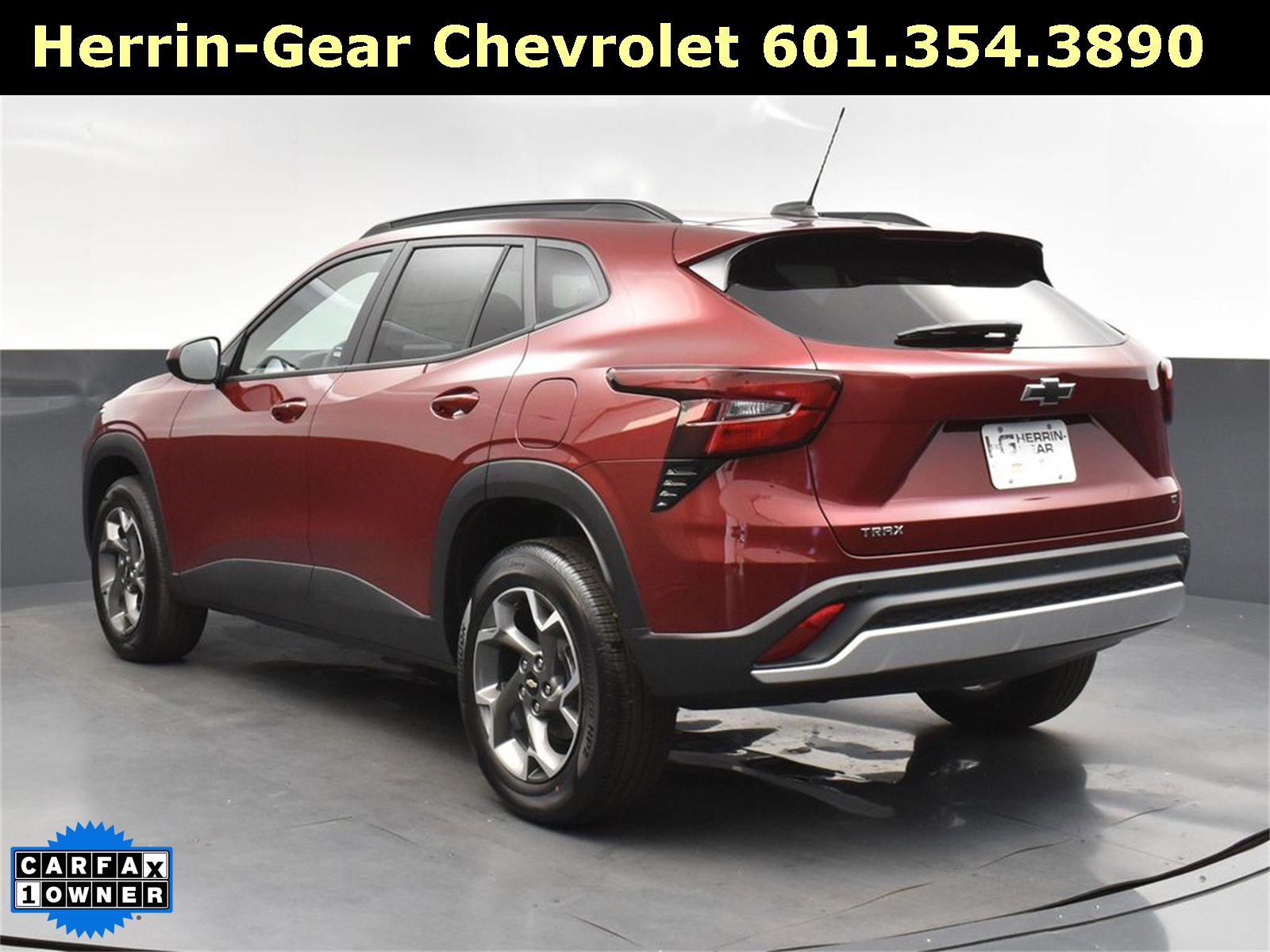 2025 Crimson Metallic Chevrolet Trax LT FWD SUV