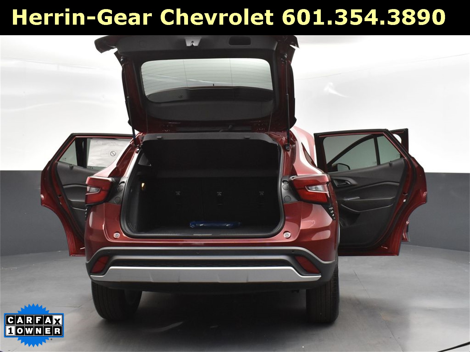 2025 Crimson Metallic Chevrolet Trax LT FWD SUV
