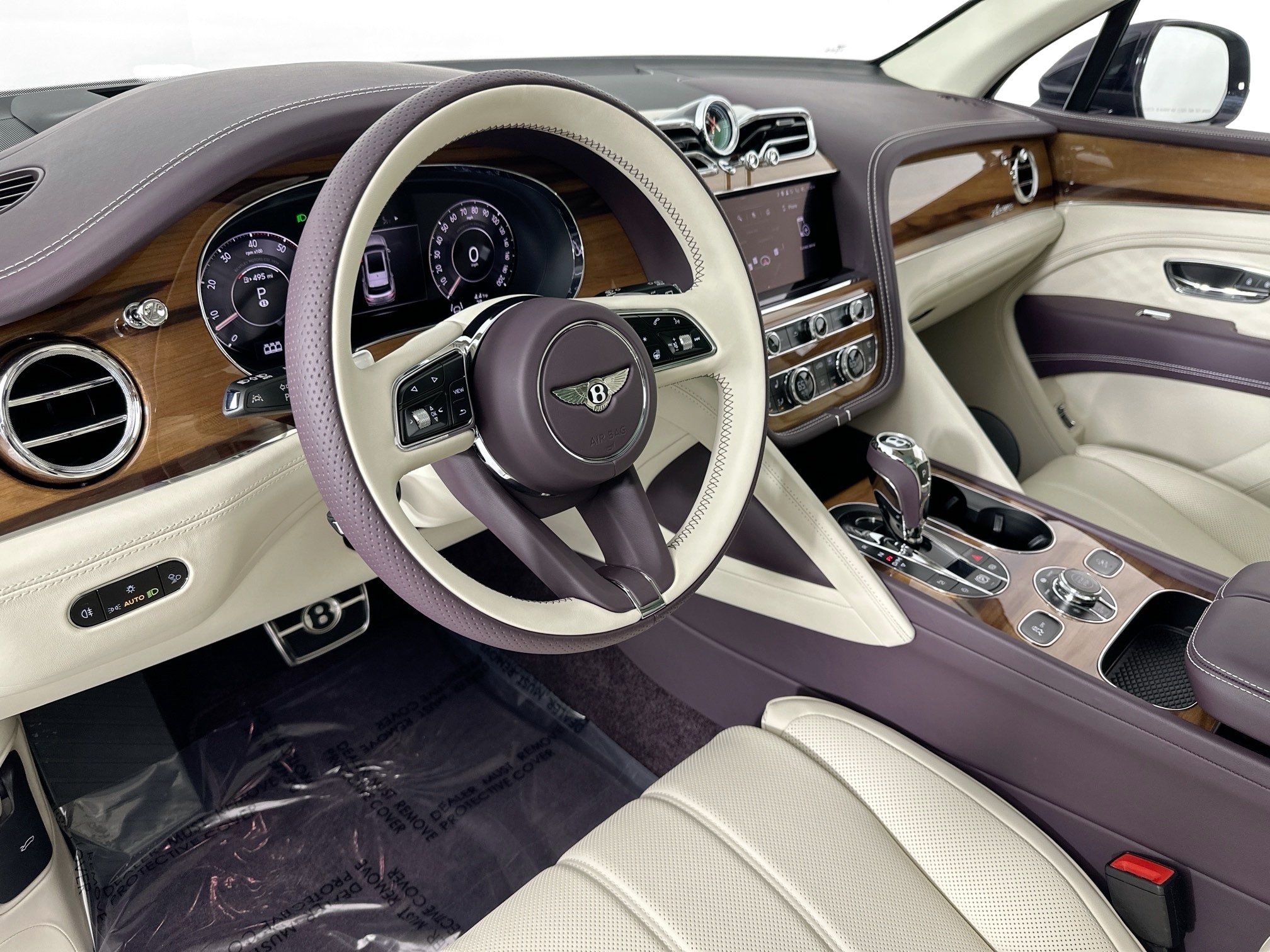 new 2025 Bentley Bentayga EWB car