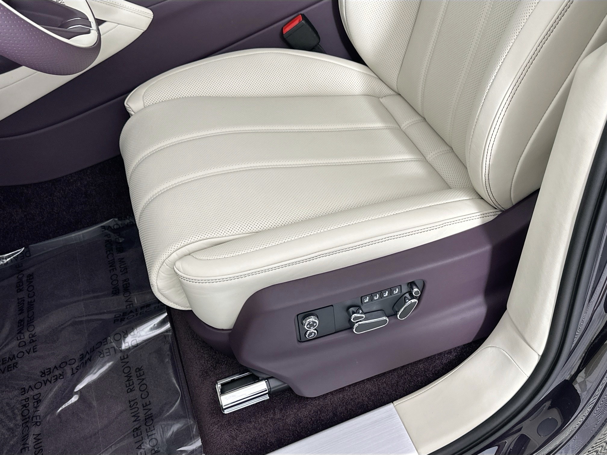 new 2025 Bentley Bentayga EWB car