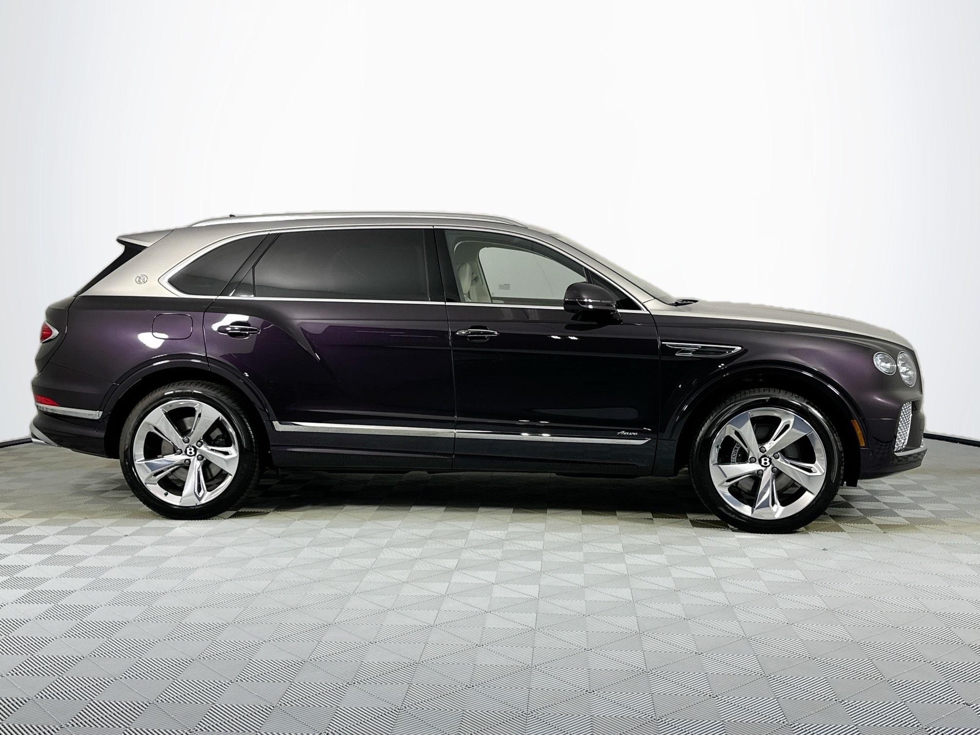 new 2025 Bentley Bentayga EWB car