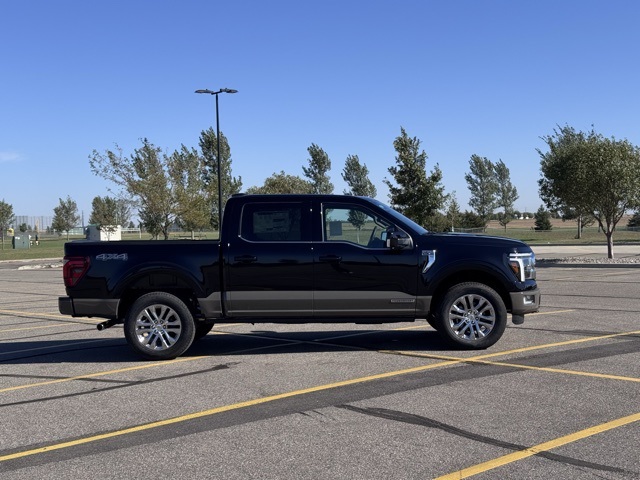 2025 Ford F-150 King Ranch photo 2