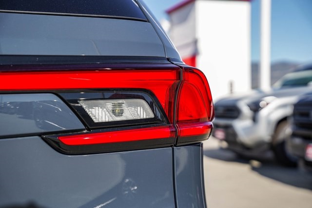 new 2026 Toyota Grand Highlander car, priced at $50,101