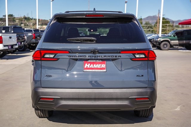 new 2026 Toyota Grand Highlander car, priced at $50,101