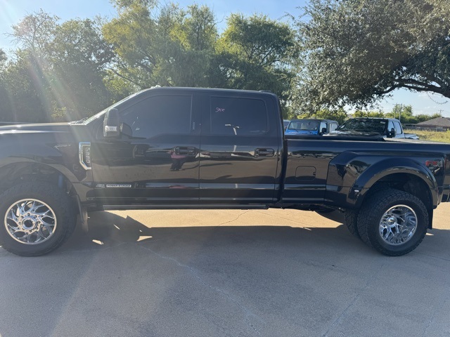 2022 Ford F-350 photo 3