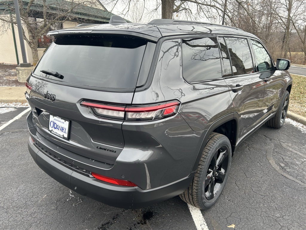new 2025 Jeep Grand Cherokee L car, priced at $50,220