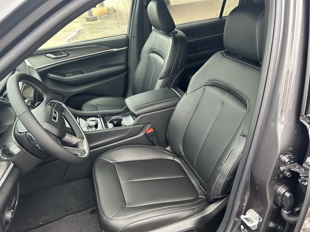 new 2025 Jeep Grand Cherokee L car, priced at $50,220