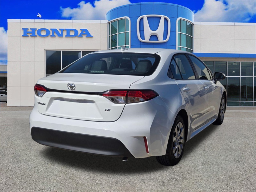 Used 2024 Toyota Corolla LE with VIN 5YFB4MDE3RP117682 for sale in Weatherford, TX