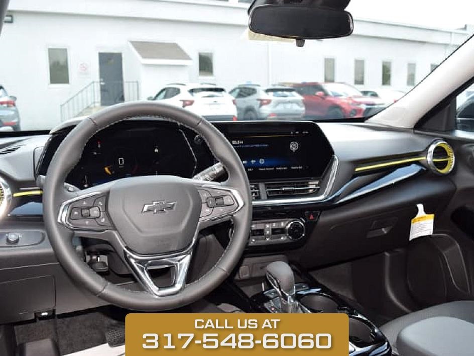 2025 Summit White Chevrolet Trax ACTIV FWD SUV