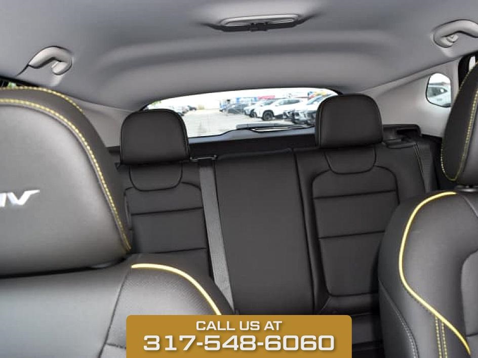 2025 Summit White Chevrolet Trax ACTIV FWD SUV