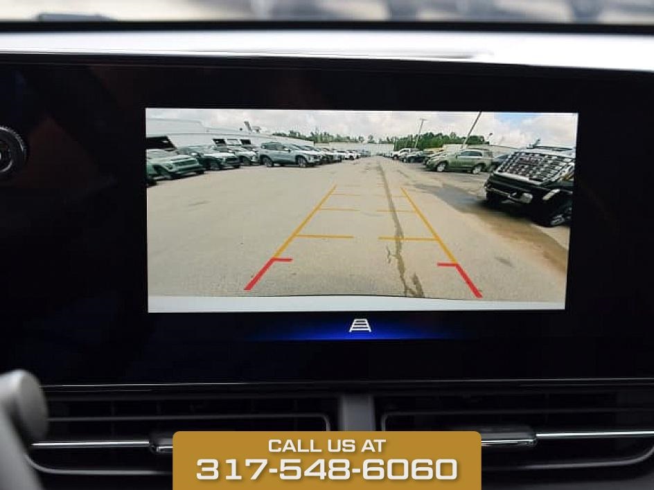 2025 Summit White Chevrolet Trax ACTIV FWD SUV