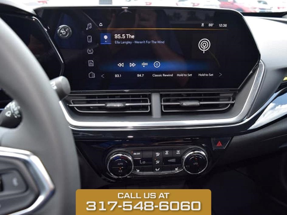 2025 Summit White Chevrolet Trax ACTIV FWD SUV